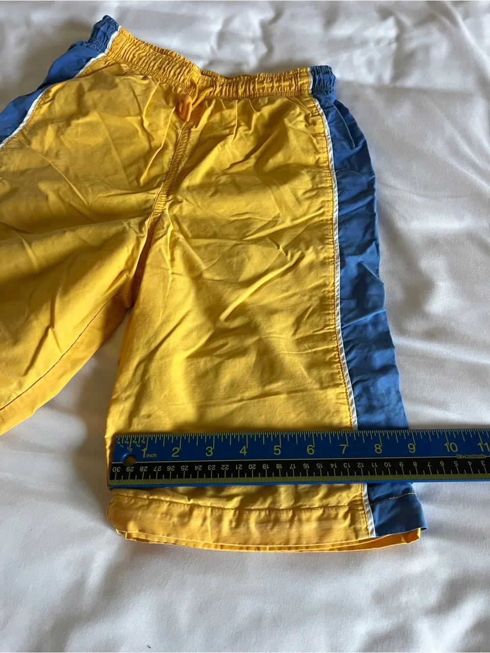 OshKosh B'gosh Yellow & Blue Lined Youth Cargo Shorts